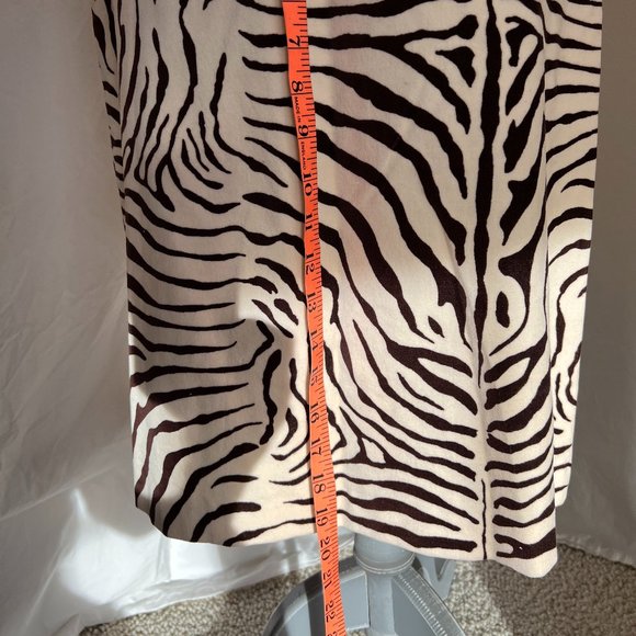 J. McLaughlin velvet skirt - Picture 3 of 7